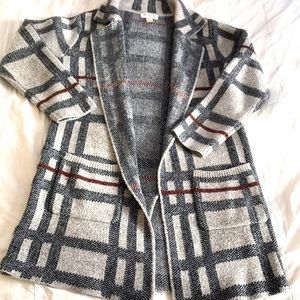 Beautiful cozy long cardigan with pockets